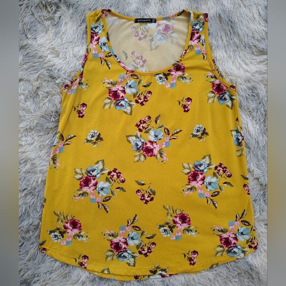 ☀️5/$25☀️ Staccato Women's Medium Yellow Floral Sleeveless Blouse - Picture 4 of 6